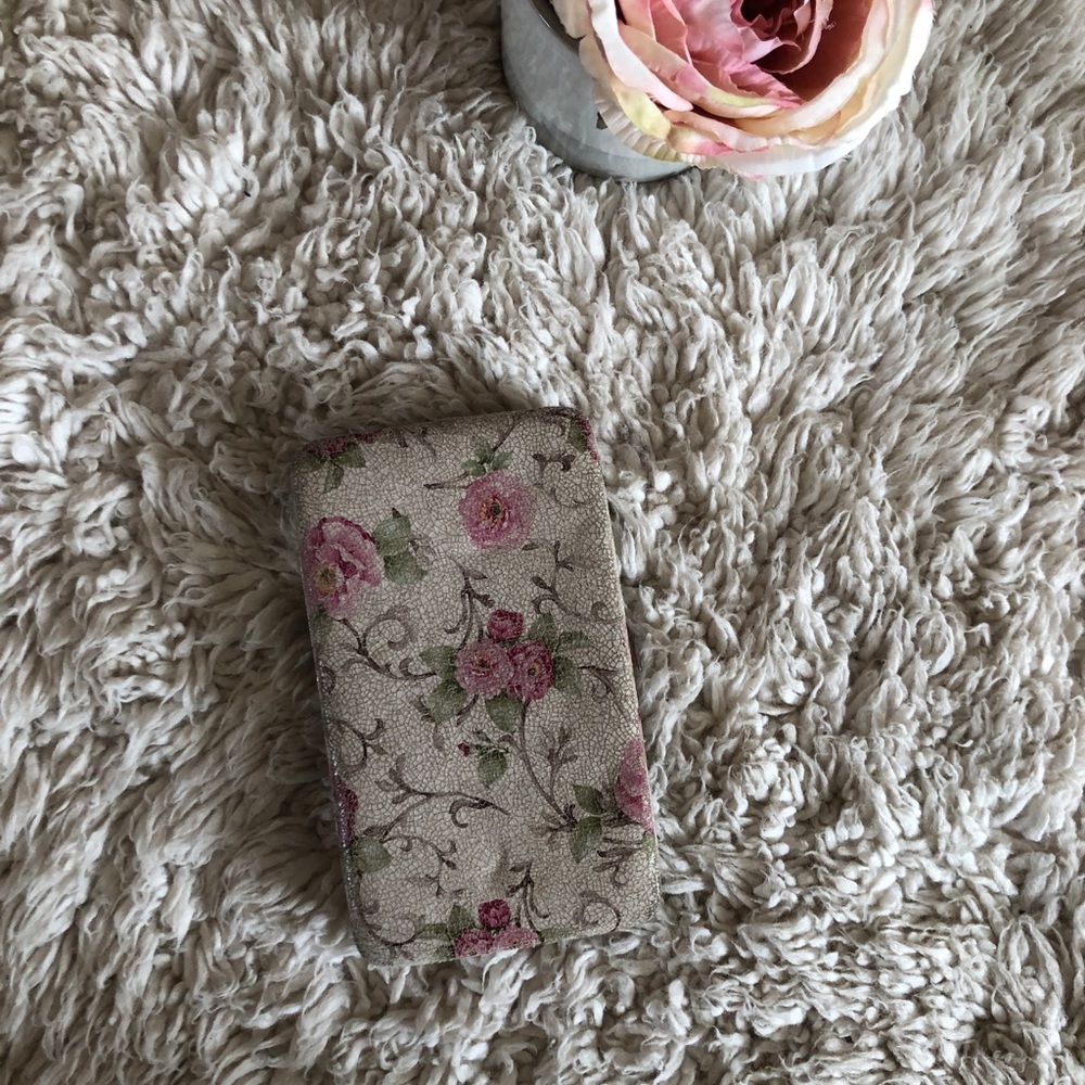 Floral wallet